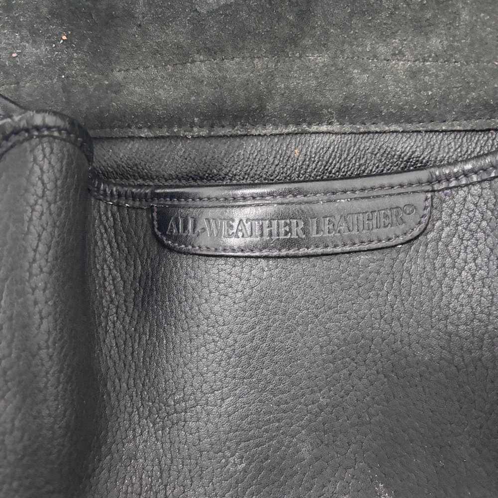 Black Vintage Dooney & Bourke crossbody - Picture 8 of 11